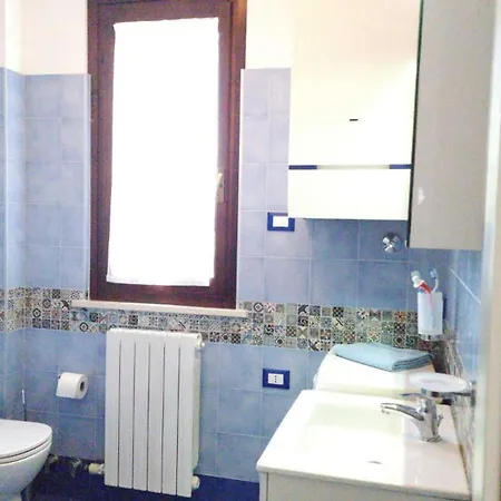 Conero 33 Primo Piano アパート