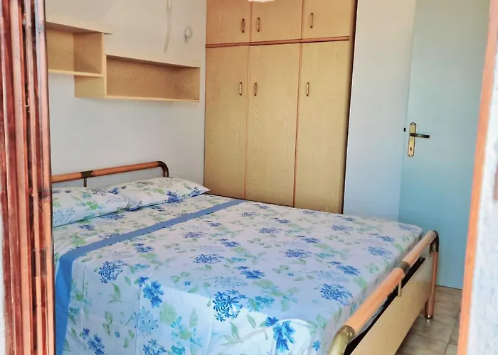 Conero 33 Primo Piano Numana